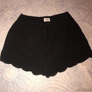 Soft black shorts with wave pattern